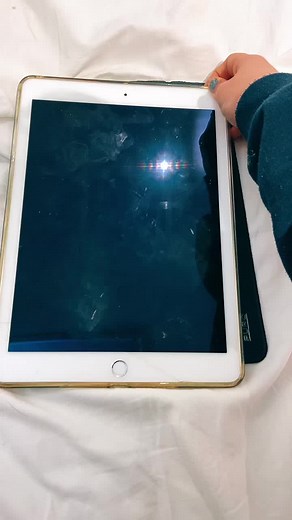 Tablet Interaction Techniques: Navigating Apps and Games