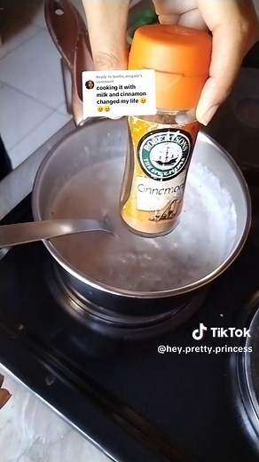 Cooking Oats with Milk: Easy Breakfast Recipe for Oatmeal Lovers