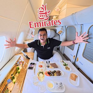 840K views · 11K reactions | Emirates ഫസ്റ്റ് ക്ലാസ്സിലെ അടിപൊളി ഫുഡ് #techtraveleat #emirates | Tech Travel Eat by Sujith Bhakthan | Facebook