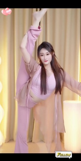 Amazing Flexibility Showcase of a Contortionist