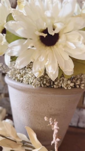 🌿A look at my spring mantel…all inspired by the simplicity of a church I found at a local arts market recently. #springdecorating #springmantel #manteldecor | Hammons Nest