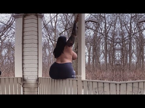 Chiquita.[4K] Curvy Instagram Model ✅ Allie Lynn | Body Positivity Wiki & Biography