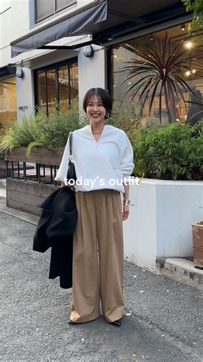 tsuru / 真似しやすい大人シンプル on Instagram: "久しぶりのトゥデイズー！といいつつこの間のコーデ😂 今年の春リアルバイしてたジップスウェットに 3タックスラックスパンツ合わせたよ🍁 ジップスウェット再入荷するから 前回買い逃した方はゲットしてね😳 パルクロで予約できるよ！ 🏷️2wayジップスウェット #shenery#pr#大人カジュアル"