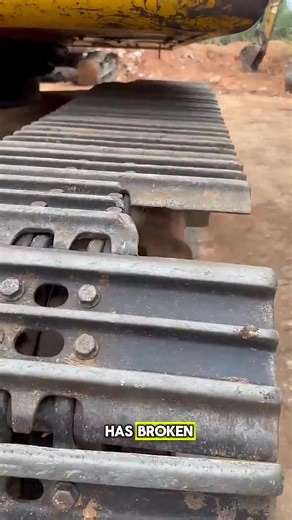 how to replace a broken excavator track shoe_shorts_short_trending_unique_fyp #hashtagfbreelsvideo | Mr Repair