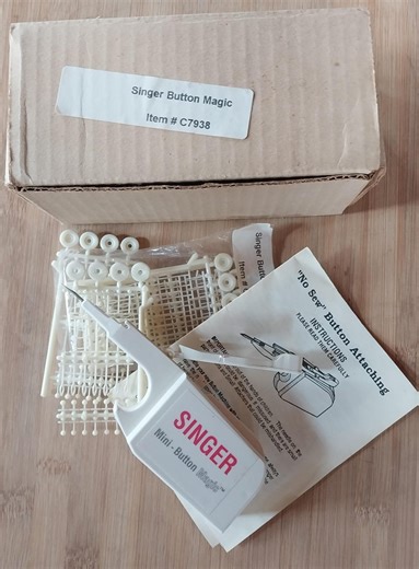 Singer Button Magic #C7938 - Etsy