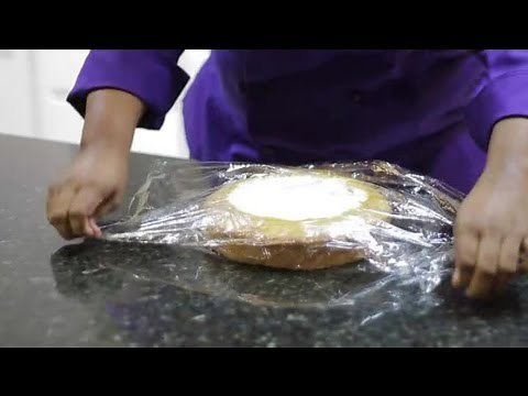 How to Freeze a Cake to Frost Later : Cake Decorating