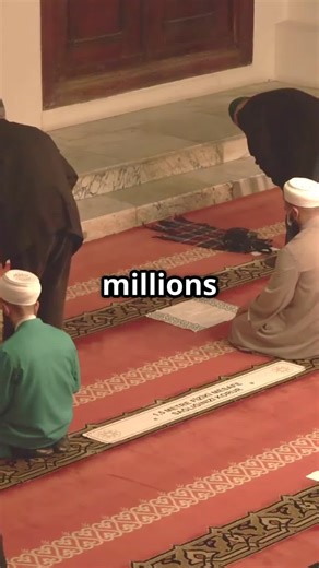 🕌 DAILY SUNNAH OF PROPHET MUHAMMAD ﷺ | A Guide to Living with Barakah 🌙 Discover the beautiful daily habits (sunan) of our beloved Prophet Muhammad ﷺ that bring peace, structure, and spiritual growth to life. In this video, we explore practical Sunnah practices—from waking up to going to sleep—that you can easily incorporate into your routine today! 📿 Topics covered include: – Morning and evening adhkar 🌅🌃 – Sunnah of waking up and sleeping 🛏️ – Eating and drinking the Prophetic way 🍽️ – 