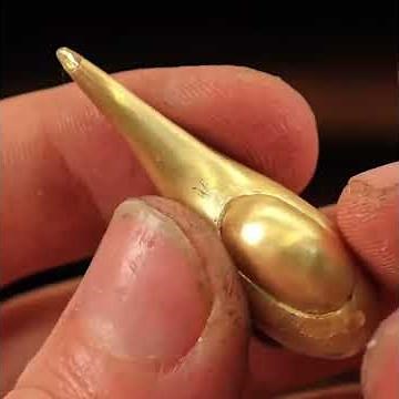 I Turned Molten Metal Into a Tiny Golden Aladdin Lamp.