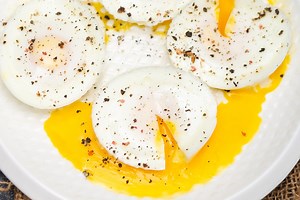 Make poached eggs in an instant pot without fail every single time. These require no hands-on cooking and they get ready in minutes. You'll never go back to any other method, I am promising you. Full Recipe - https://www.whiskaffair.com/instant-pot-poached-eggs-recipe/ #egg #eggrecipe #instantpot #poachedeggs #instantpotpoachedegg #halfboil #eggomelet #eggcurry #eggitarian #eggbhurji #bhurji #sunnysideup #healthy #boiledegg #gym #dietrecipe #breakfastrecipe #breakfast #brunch #quick #easy #onepo