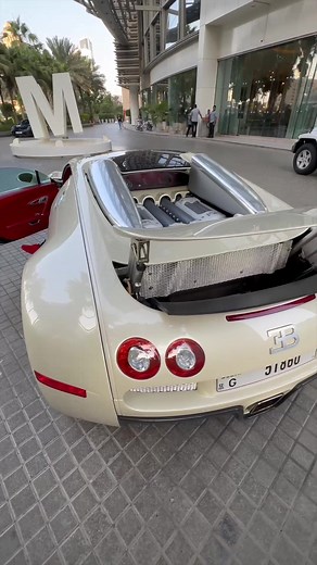 2010 Bugatti: Engine Sound Revealed!