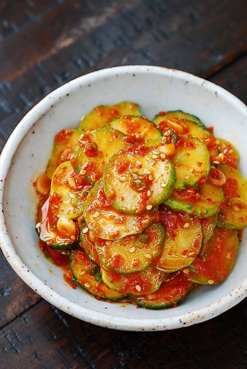Oi Muchim (Spicy Cucumber  Salad)