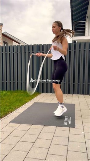 Every SKIP. Every BEAT. MINDSET 🔥 #skipping #jumprope #saritcoarda #elevaterope #cardio #motivation