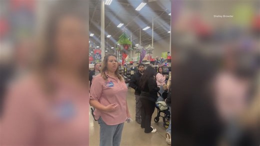 Some North Texas shoppers surprised with free groceries at H-E-B after computer crashed