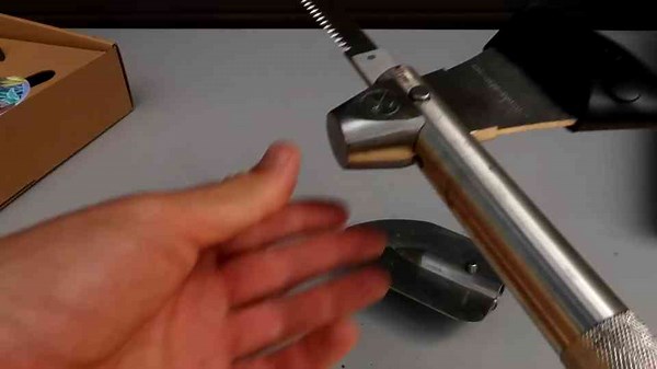 What every man should know about these 6 hatchet gadgets