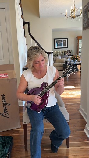 191K views · 9.7K reactions | Can't wait to sing a song with my new mandolin from Bourgeois! But first, let's open it up and see what color it might be, and just in time for our Christmas shows at Silver Dollar City!  #rhondavincent | Rhonda Vincent | Facebook