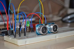 Medida distancia con leds y ultrasonidos - El Cajon de Ardu