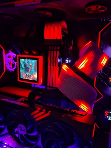 reposting this after tweaking the build, I think this is gonna be the look I'm looking for Hyte y70 Infinite Touch Red Cherry case Intel Core Ultra 9 285k MSI MPG Z890 carbon wifi MB MSI Gaming Trio RTX 5070 Ti Lian Li Hydroshift II-S LCD cooler #hyte #custompc #intel #msi #nvidia