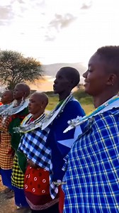 A beautiful moment with the Maasai people! Their culture, traditions, and warm hospitality make every visit special. Experience it with us! 🔹 What to Expect: 👉Learn the art of fire-making, an age-old survival skill, directly from Maasai elders. 👉Engage in lively traditional dances and songs, experiencing their rich heritage firsthand. 👉Listen to captivating stories about Maasai customs, their unique way of life, and the significance of their warrior traditions. 👉Create unforgettable memorie
