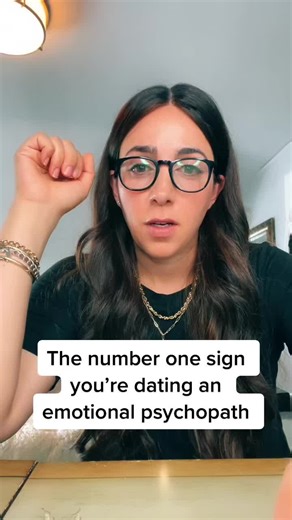 Signs of Dating a Psychopath: Red Flags and Relationship Advice