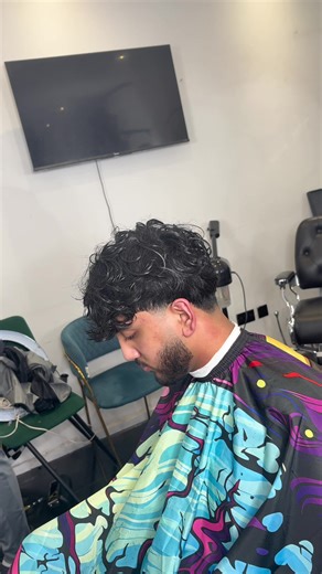 Expert Barber Techniques for Modern Grooming