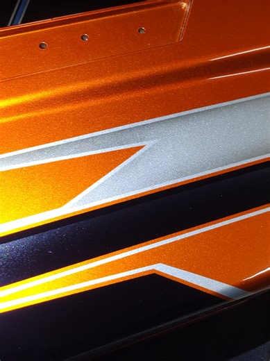 There were, are still are, times that I wanted to give up because of various reasons...but I can't let myself. I love this too much #custompaint #artistsoftiktok #motorcycles #bike #graphics