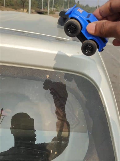 High-Speed Mini Magnetic Car on the Bonnet