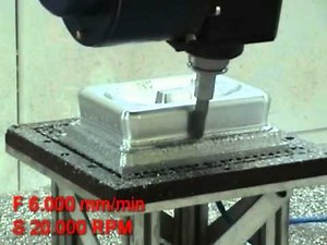 CMS Ares: producing a highly finished Aluminum mold surface using 5 Axes