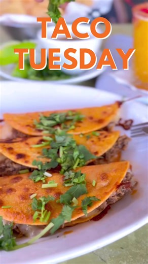 Come enjoy our delicious Quesabirria Tacos or choose from any of our mouthwatering taco options on our lunch or dinner menu! 🌮❤️ The perfect way to celebrate Tuesday! 🔥 Dine in or order online for pickup! #TexMexTime #salsatexmex #weekdaylunch #tacotuesday