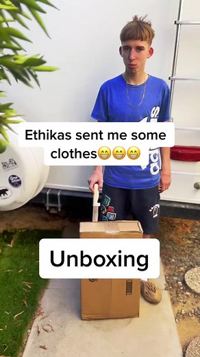 Unboxing with @TikToker 🗣️ WE’RE GOODER 😅 #lilmaceee #fypシ #ethika | lil maceee