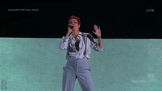 猴西Halsey最新iHeartRadio音乐节表演超清全场大首播！