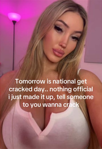 Carli 💕 (@carlibbxo)’s videos with Ain't It Fun - Paramore