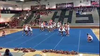 WATCH: Cheerleaders at LaFayette High School pay tribute to the victims of the 9/11 attacks. Video submitted by viewer Donna Jones. More local 9/11 tributes here: https://bit.ly/3eMPcWg | WTVC-TV NewsChannel 9 News
