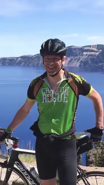 Meet are fabulous founder Richard Geiger! When he’s not running the company, Richard’s favorite place to recharge is in the great #outdoors of #oregon! 🏔️🌲🏕️ Enjoying the beautiful landscapes he works so hard to preserve with Defunkify’s environmentaly safe products! “I strongly believe that consumers need to be educated about the toxic chemicals in laundry detergents, to allow them to make informed decisions to protect themselves their families and the environment.” - Richard Geiger We are s