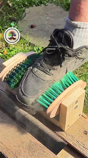 Shoe Cleaning Tunnel! Three Brush Hack!