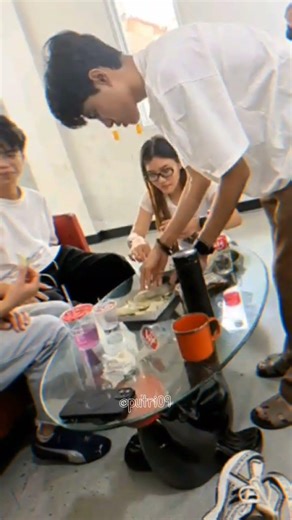 Oo trio da5 lagi pada ngerujak bareng nihh 😋😝🤭 #trioda5 #sridevida5 #ebyda5 #afanda5 #lewatberanda