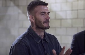 David Beckham Gets Pranked By James Corden With A Statue That Looks Like It Was Beaten By An Ugly Stick