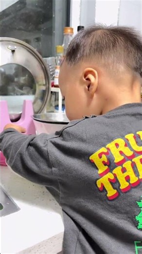 Tôi bắt được một đứa trẻ ăn trộm.