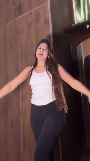 New Haryanvi Viral Song #newharyanvisong #viral #danceperformance
