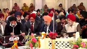 KOI BOLE RAM RAM A very famous recitation of the Shabad by Guru Arjan Dev Ji 'Koi Bole Ram Ram Koi Khudaaye' Koi Bole Ram Ram, Koi Khudaaye Koi Sevai Gusaiyan, Koi Allahe Hindu people calls him Ram, and some others calls Him Khudaa. Some serve Him as ‘Gusain’ and muslims calls him ‘Allaah’. Kaaran Karan Kareem, Kirpaa Dhaar Raheem Almighty lord is the Cause of causes. He showers His Blessings and Clemency upon us. Koi Nahavai Teerath, Koi Hajj Jaaye Koi Karaiy Pooja, Koi Sir Nivaaye Some bathe a