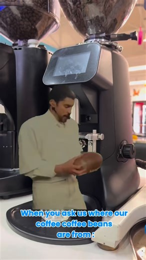 Did you know? Our coffee beans are from 🇵🇬Papa New Guinea (espresso beans) 🇲🇽Mexico (decaf & drip beans) 🇨🇴Columbia (pour over) 🇨🇷Costa Rica (pour over) • • • #joliet #specialtycoffee #supportlocal #socialbutterflycoffee #coffeebeans | Social Butterfly Coffee