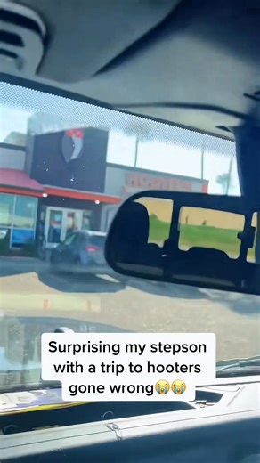 Christmas Gift Fail 😭😭 When the gift just didn’t land right — funny, relatable, and a little heartbreaking holiday moment! 🎁😅 #christmasfail #giftfail #holidayfunny #foryou #fyp #relatable #christmas2025 #viralvideo #holidaymoments #oops | Anxietycouple Family