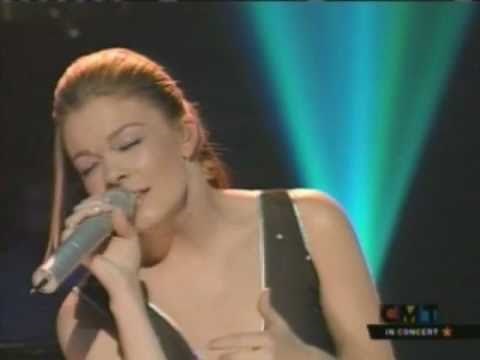 LeAnn Rimes - Blue [Live]