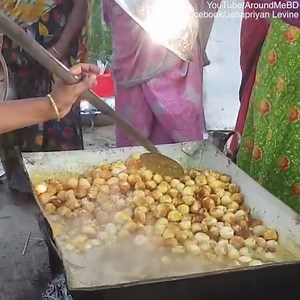They used 900 eggs and 40kg of rice to cook for their whole village! 😲 🥘 Credits: Around Me BD | Daily Mail Video