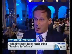 José Rodrigues dos Santos dedica prémio à GfK