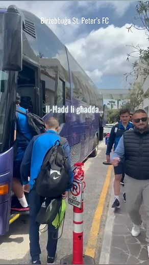 Għeżież Sapporters Birżebbuġin, il-Ħadd l-għadda kontu magħna u fraħna bil-promozzjoni li ksibna lkoll flimkien.. bis-saħħa tal-kumitat ħabrieki, President attiv, Coaches u Staff tekniku, players u l-familjari tagħhom u intom is-sapporters speċjalment! Ejjew nerġaw ningħaqdu l-aħħar darba dan l-istaġun ħa nerġaw nifirħu flimkien! Għandna bżonnkom 💙 #Flimkien #BirżebbuġaWaħda | Birzebbuga St. Peter's FC