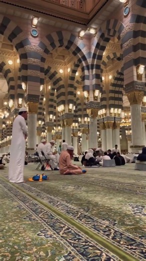 Duniya Mein Roshni Hai Aaqa Ki Zindagi Hai #madina #shortfeed #shorts