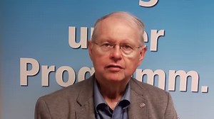 87K views · 4.4K reactions | In seinem neuesten Video spricht der Bundestagsabgeordnete Robert Farle über die wahren Ursachen der Energiepreisexplosion, die dramatischen Auswirkungen eines Gas-Embargos gegen Russland sowie die US-Sanktionen gegen Deutschland, um Nord Stream 2 zu verhindern. | Robert Farle | Facebook