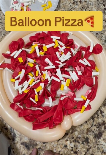 Replying to @its.kristel Let’s Make a Balloon Hawaiian Pizza 🍕 Does pineapple belong on pizza? #pizza #balloonart #balloonartist