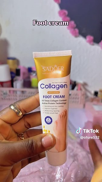 Unboxing Pink Girly Essentials for Everyday Carry