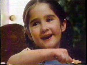 1981 Kraft Macaroni & Cheese Dinner "Cheese & Macaroni - Annie" TV Commercial